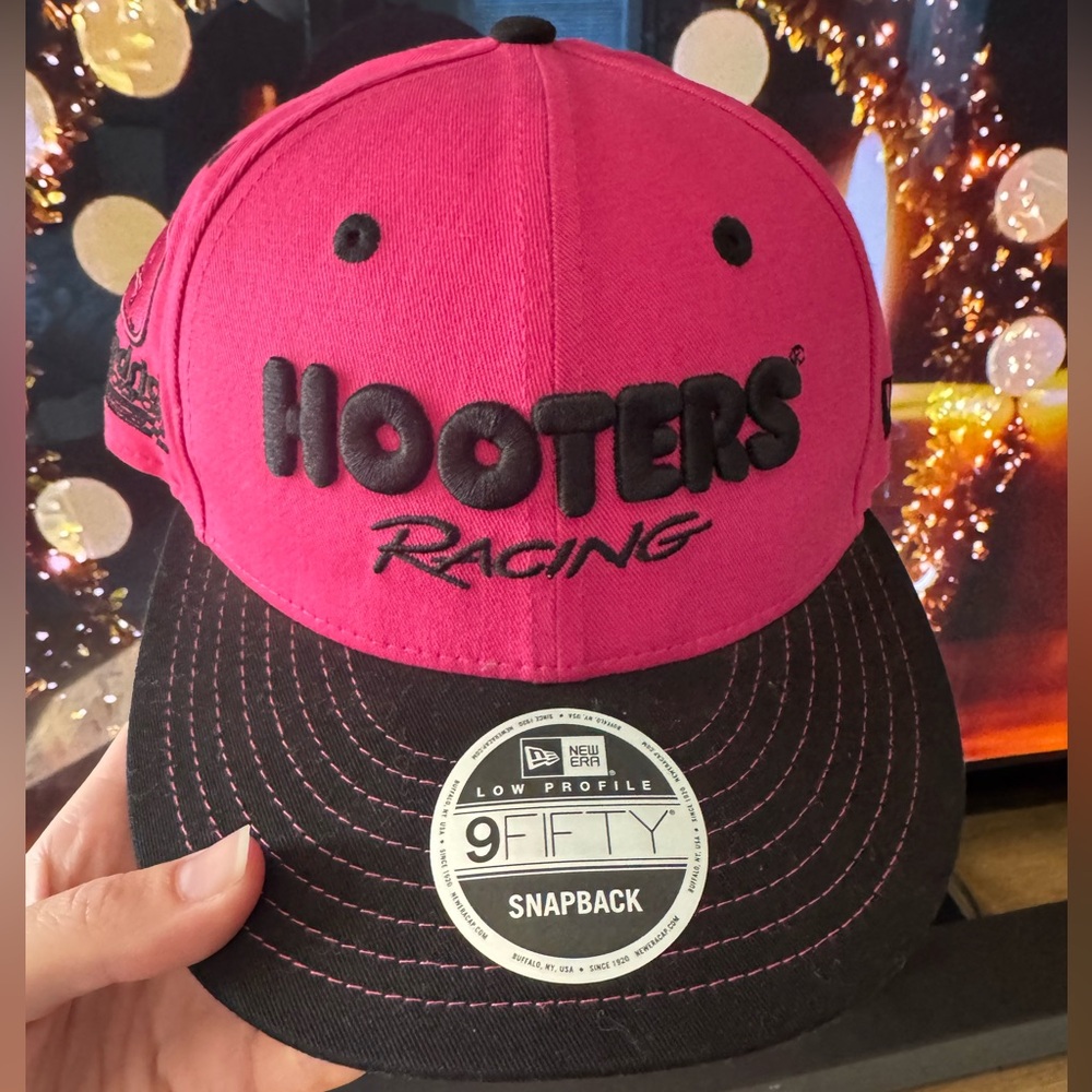 Chase Elliott NASCAR Hooters Breast Cancer Awareness “Give a Hoot” Hat